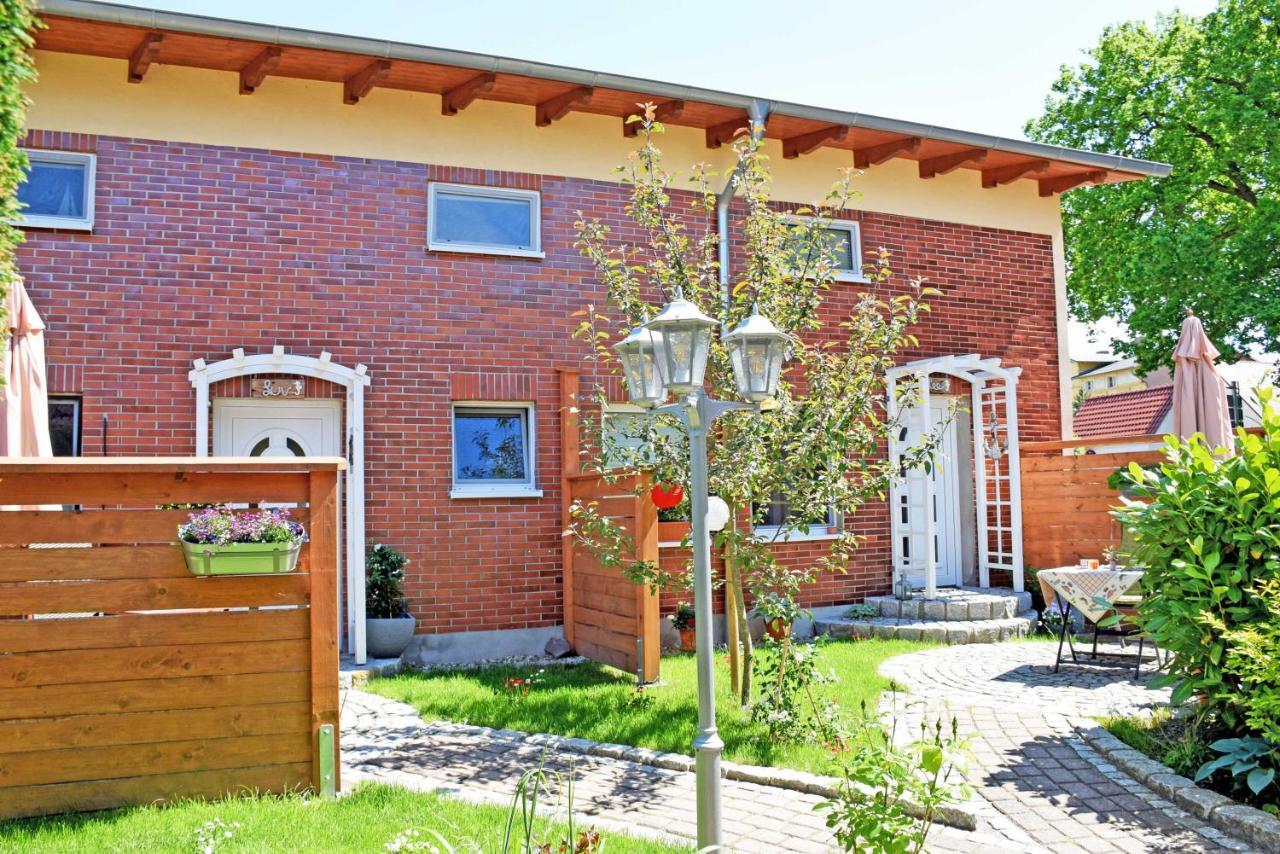 Ferienhaus Zum Hafen In Altefaehr 外观 照片