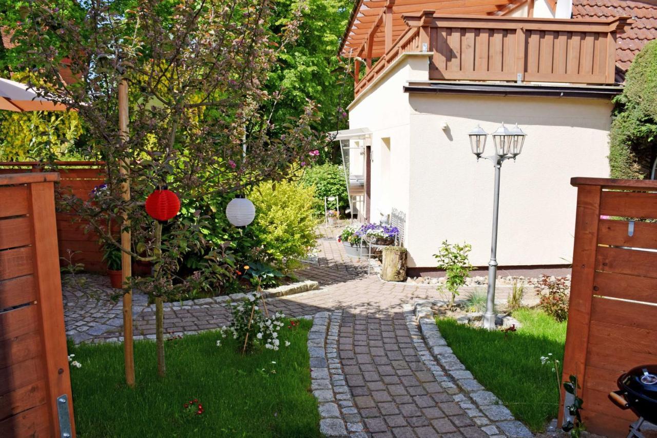 Ferienhaus Zum Hafen In Altefaehr 外观 照片