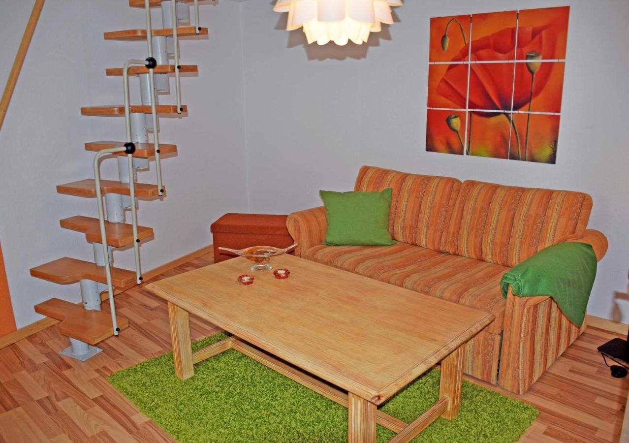 Ferienhaus Zum Hafen In Altefaehr 外观 照片
