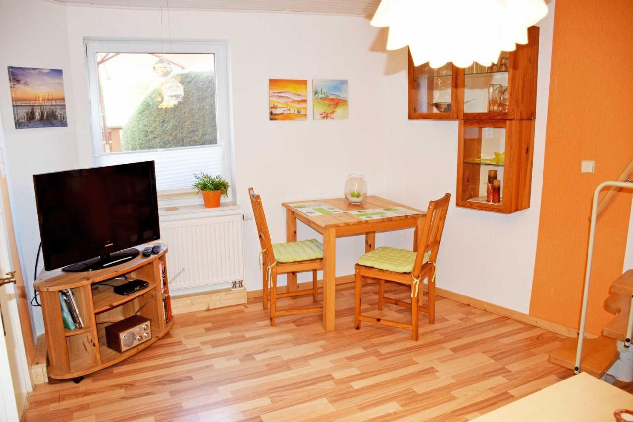 Ferienhaus Zum Hafen In Altefaehr 外观 照片