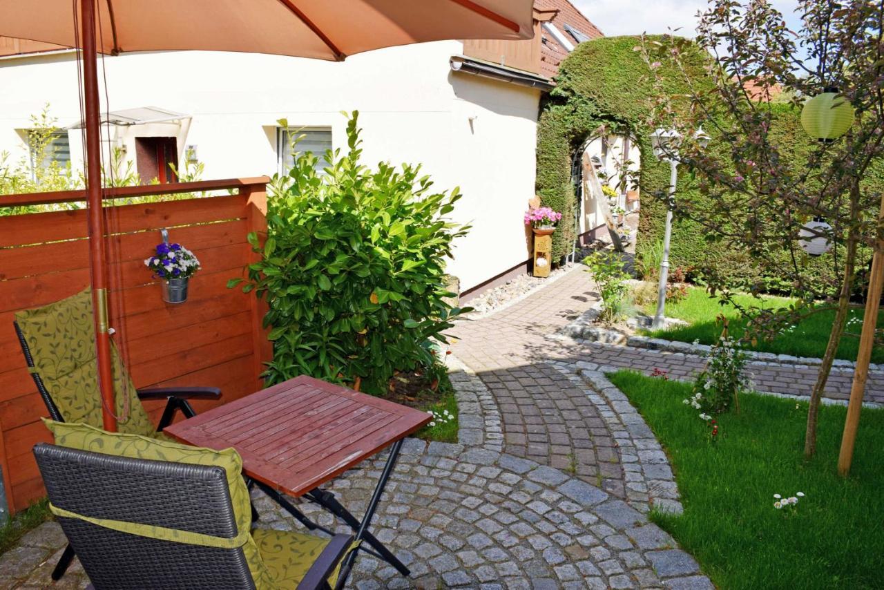 Ferienhaus Zum Hafen In Altefaehr 外观 照片