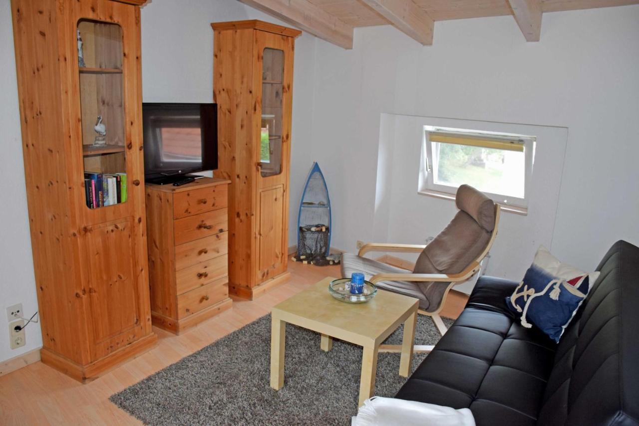 Ferienhaus Zum Hafen In Altefaehr 外观 照片