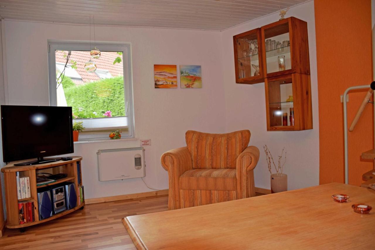 Ferienhaus Zum Hafen In Altefaehr 外观 照片