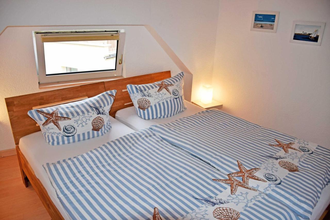 Ferienhaus Zum Hafen In Altefaehr 外观 照片